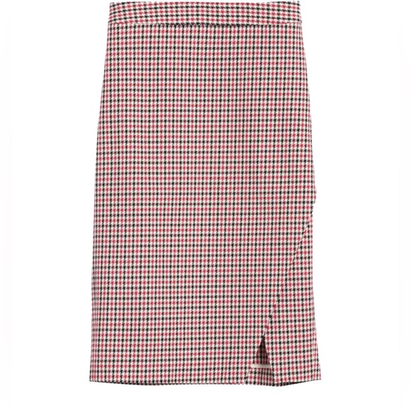 Banana Republic black, white, and red checkered pencil skirt size 6 petite - Picture 2 of 8